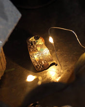 Load image into Gallery viewer, The Kiss (Klimt) Enamel Pin