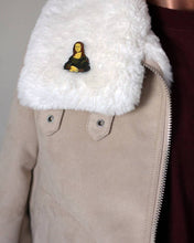 Load image into Gallery viewer, Mona Lisa Enamel Pin