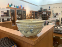 Load image into Gallery viewer, Small Bowl