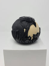 Load image into Gallery viewer, Cameo Paperweight "Hunter"