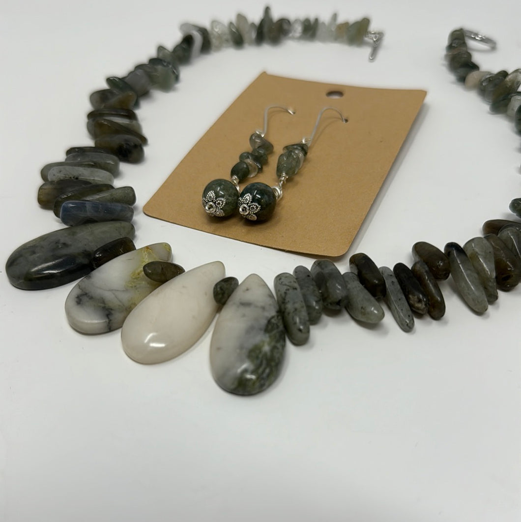 Gray Stone Set