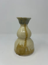 Load image into Gallery viewer, "Misty" Vase

