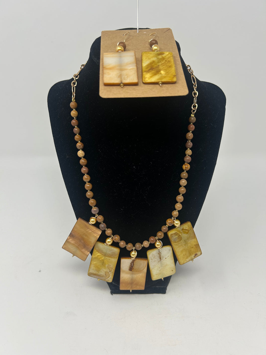 Mother of Pearl Necklace & Earrings