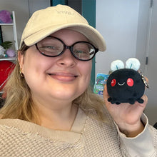 Load image into Gallery viewer, Micro Squishable Fly
