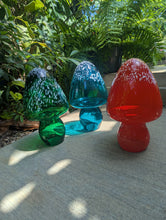 Load image into Gallery viewer, BLENKO 2426M Medium Tall Cap Mushroom
