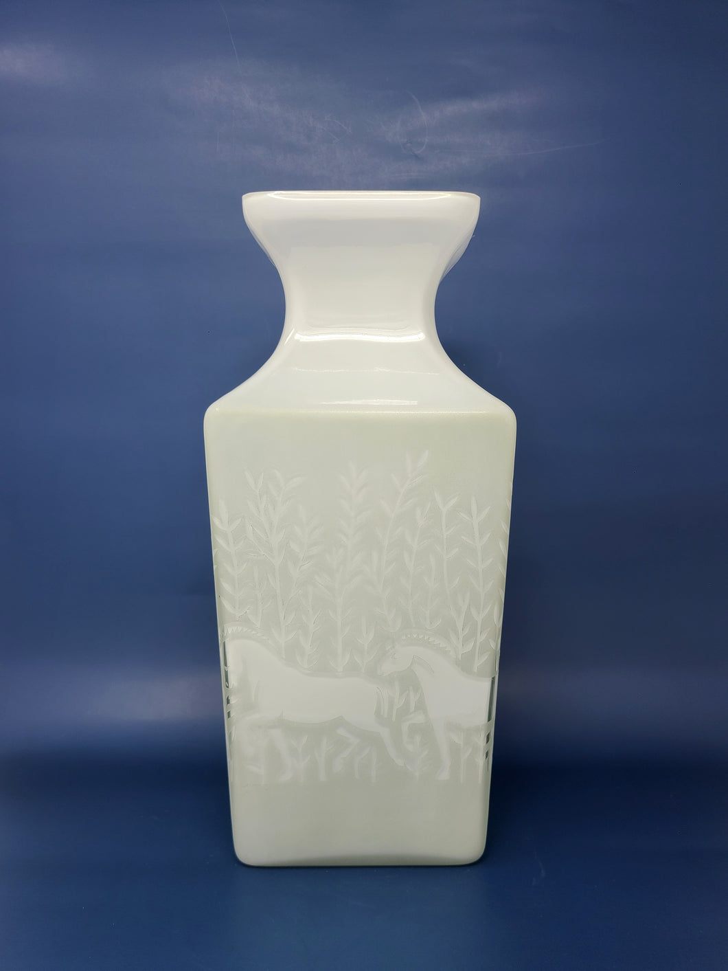 One Layer Cameo Glass Vase