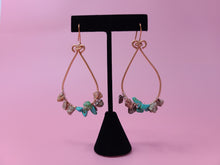 Load image into Gallery viewer, Wire Earrings
